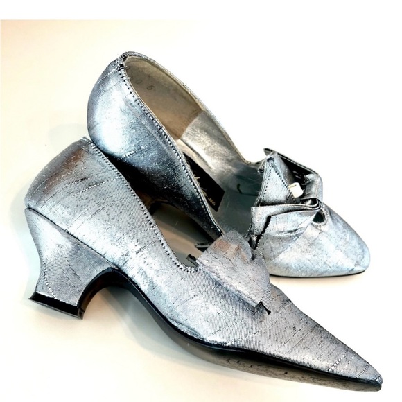 Rare Original 20s Flapper Bow Heels - Picture 3 of 15